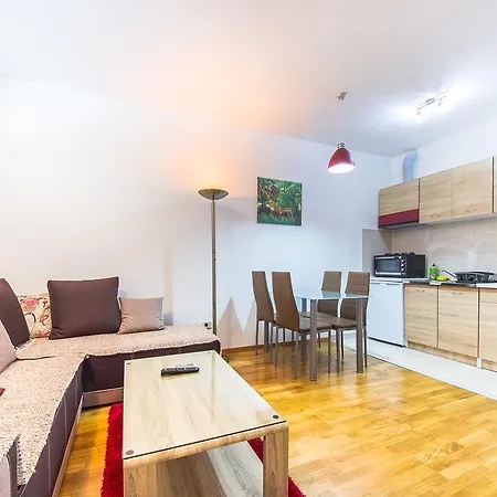 Апартаменти Charming Center Подгориця